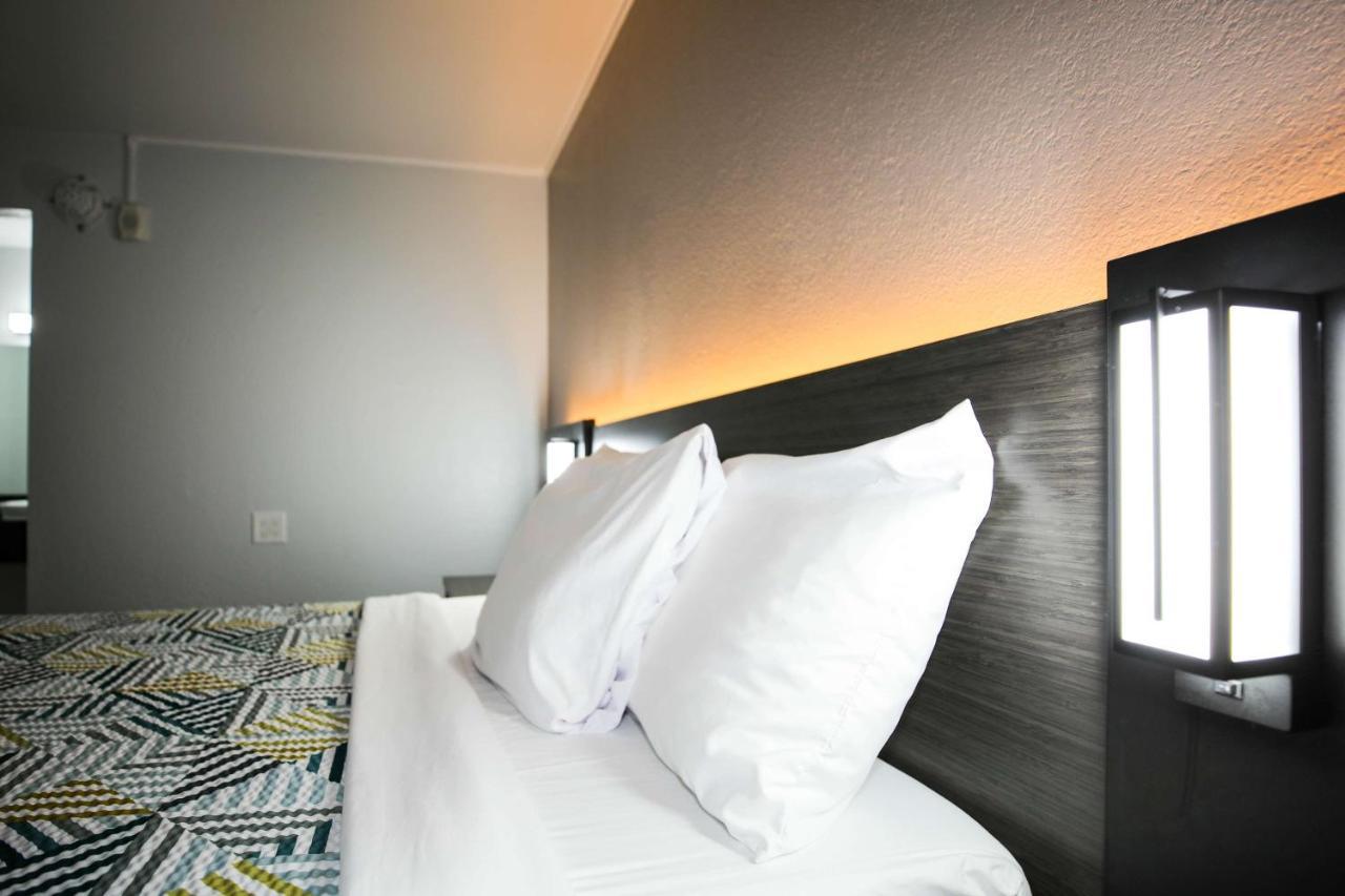 Motel 6-Sacramento, Ca - Old Sacramento North Buitenkant foto