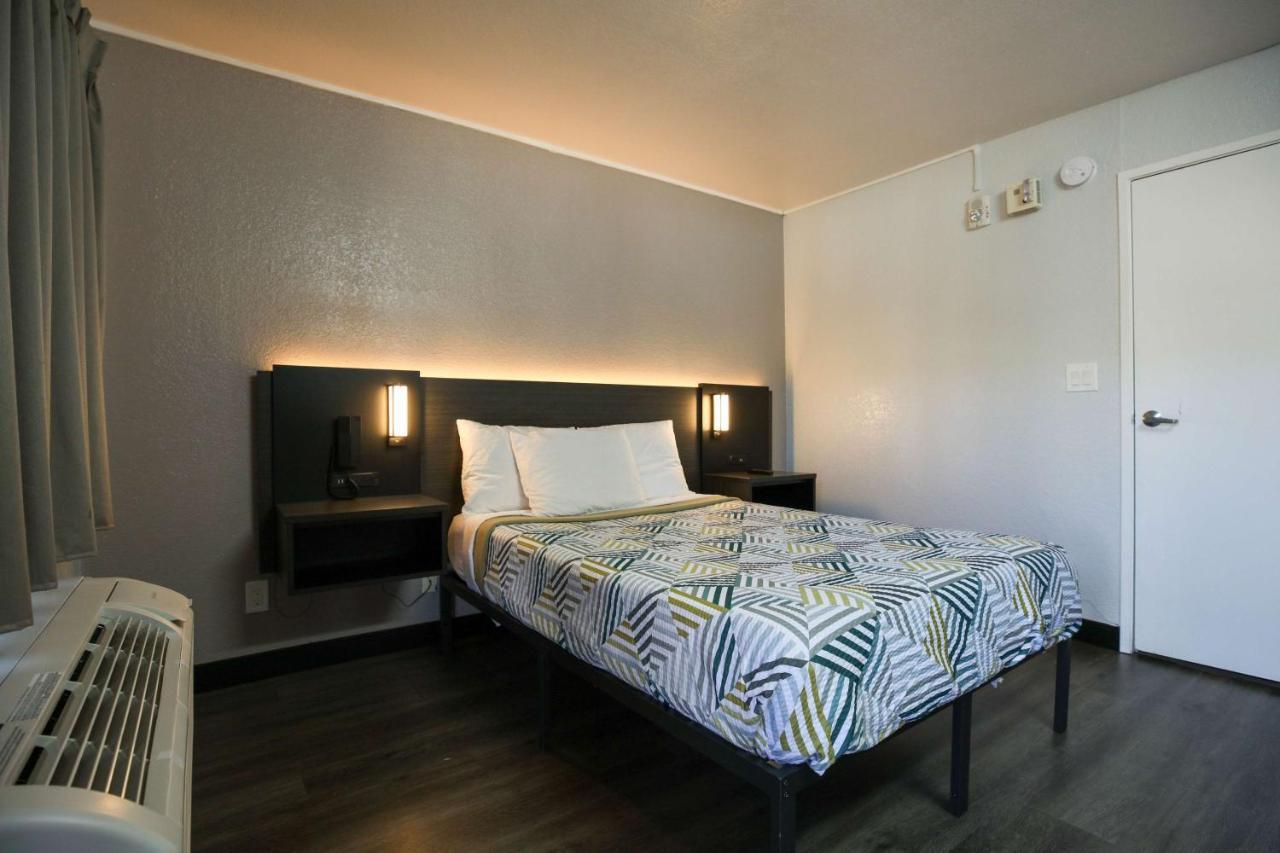 Motel 6-Sacramento, Ca - Old Sacramento North Buitenkant foto