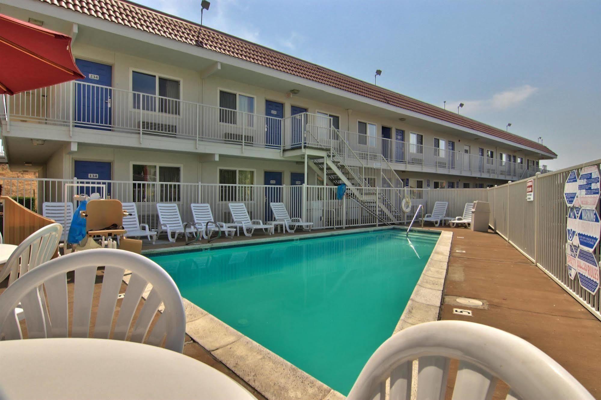 Motel 6-Sacramento, Ca - Old Sacramento North Buitenkant foto